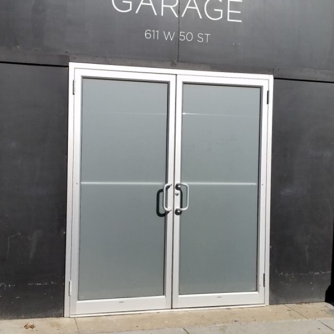 imgi_18_5c605fdabad5236fb9156fa6_garage1